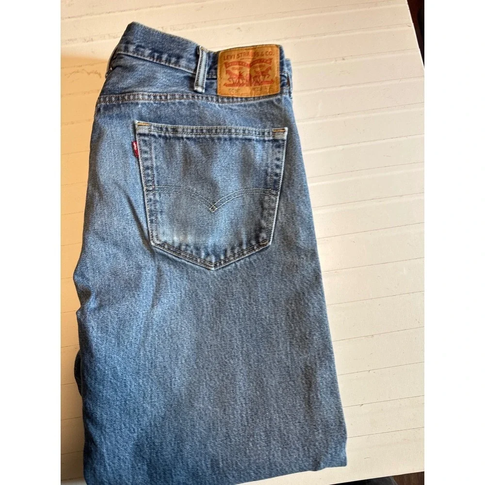 Levi's 505 Regular Fit Jeans Mens‎ 38x32 Blue Excellent Medium Wash Straight Leg